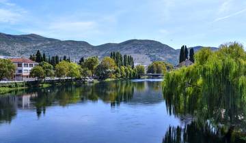 Alle seizoenen 4 dagen Bosnië ontdekkingstocht vanuit Dubrovnik. Vjetrenica Grot. UNESCO plaatsen. Natuur. Wijn. Keuken. Schilderachtige wegen, Architectuur. Cultuur. Geschiedenis. Oude steden. Oude kloosters.