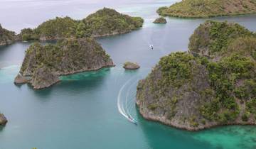 Secrets of Indonesia: Spice Islands & Raja Ampat (Start Darwin, End Darwin, 2024) Tour