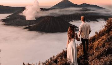 Volcano Adventure: A Trek to Mount Ijen & Mount Bromo (Private & All-inclusive) Tour