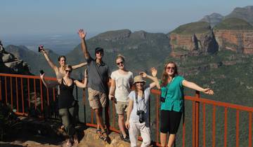 24 DAY - SOUTHERN AFRICA OVERLAND TOUR / ACCOMMODATED (Namibia, Botswana, Zimbabwe & South Africa) Tour