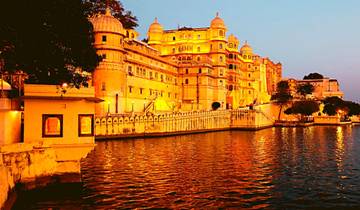 Shore Excursion: A Private Luxury Guided Weekend Tour to the Gorgeous Forts and Palaces of Udaipur (From Kochi/Goa/Chennai etc with Flights) Tour