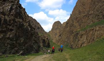 Mongolia: Steppes, Deserts & Nomads - Eagle Festival
