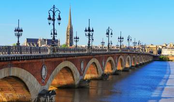 From the French Basque Country to Bordeaux - Fine French cuisine at the foot of the Pyrenees and a cruise to discover Bordeaux and its outlying areas (port-to-port cruise) (9 destinations) Tour