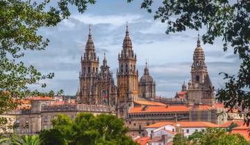 14 Day on the Camino de Santiago Itinerary, incl. Saint-Jean-Pied-de-Port and Santiago de Compostela