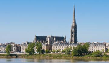 Cruise through the Aquitaine Region from Bordeaux to Royan, along the Gironde Estuary and the Garonne and Dordogne Rivers (port-to-port cruise) (from Royan to Bordeaux)