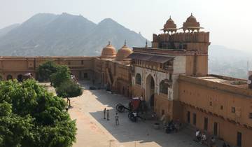 From Delhi: Jaipur Overnight Tour By Car and Driver Tour