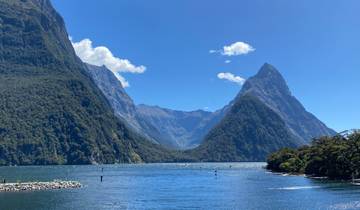 5 Days in New Zealand's Fiordland, incl. Queenstown and Te Anau