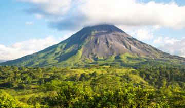 Small group tour & bathing in Costa Rica (incl. flight) Tour