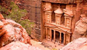 Pyramids & Petra: Ancient Wonders Unveiled Tour