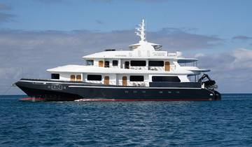 Galapagos Horizon Luxury Yacht 8 Days Tour