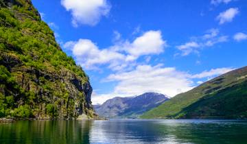 Spectacular Norwegian Fjords with Cruise Experience Tour