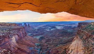 Senderismo y excursionismo con mochila en el Parque Nacional de Canyonlands