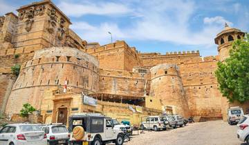 Udaipur, Jodhpur, and Jaisalmer in Rajasthan (A Budget-Friendly Tour)!!