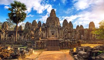 Cambodia Bucketlist: Temple, Streetfood & Island Adventure Tour