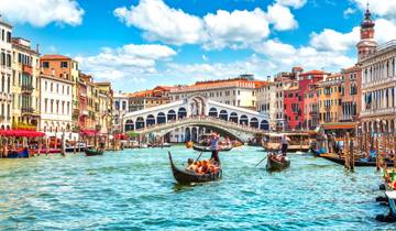 Italian Triple Centre with A World Wonder