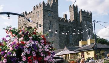 London - Dublin & Medieval Banquet at Bunratty Castle