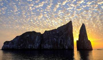 5 Days San Cristobal Galapagos: Española Island, Wildlife & Kicker Rock