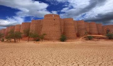 Indus Domes & Deserts Tour