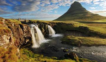 NATURAL WONDERS OF ICELAND Tour