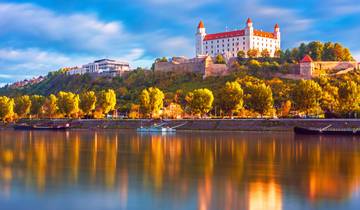1.200 Miles on the Beautiful Blue Danube (Vienna - Bucharest) (17 destinations) Tour
