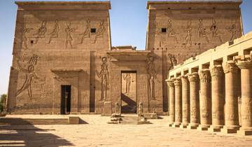 Excursion d'une journée de Louxor à Assouan : Temple de Philae et village nubien en voiture et retour en train