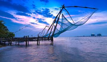 South India: Culture, Tea estates, Wildlife, Backwaters & Beaches With Meals & All Transfers Tour