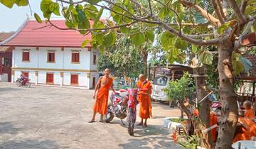 Ongeziene Laos noordelijke offroadagenmotorreis