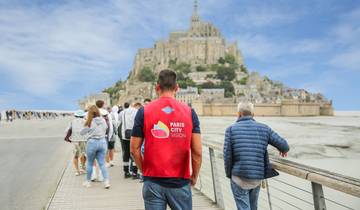 Excursion guidée de 2 jours au Mont Saint-Michel, Châteaux de la Loire au départ de Paris avec transfert de l\'hôtel (ML2F) circuit