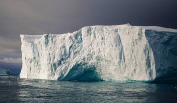 Ice barbarian experience with Tundra Buggy Lodge (5 nights)
