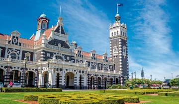 Experience New Zealand by rail & road (30 destinations)