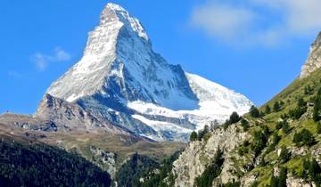 Alpine Lakes & Scenic Trains featuring a cruise on Lake Maggiore and scenic trains in Switzerland & Italy (Zurich to Lucerne) (2025)