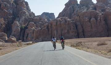 CYCLE JORDANIEN : PISTE CYCLABLE JORDANIENNE À TRAVERS PETRA ET WADI RUM