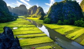 Day trip to Ninh Binh (Hoa Lu - Tam Coc - Mua Cave)