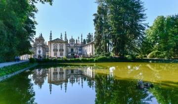 From Portugal to Spain: Porto, the Douro Valley (Portugal) and Salamanca (Spain) (port-to-port cruise) - VASCO DE GAMA