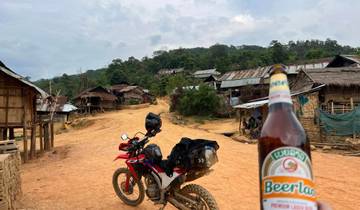 Circuit moto au Laos de Vientiane à Vang Vieng, Phou Khao Khouay