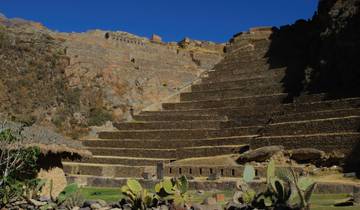 Pisac Indian Market and Ollantaytambo fortress with lunch Tour