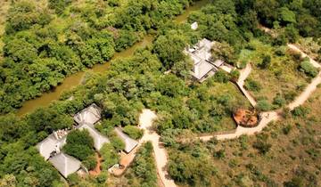 Morukuru River House & Morukuru Beach Lodge