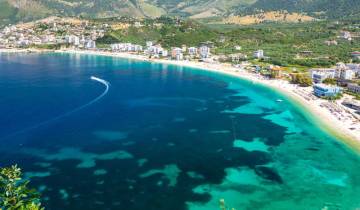 Randonnée sur les sentiers côtiers d'Albanie