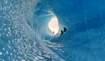 4-Day South Coast, Blue Ice Cave, Glacier Lagoon Tour Tour