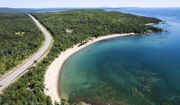 Terre, lacs et légendes : Une expérience complète de voyage en Ontario