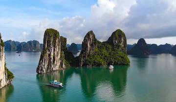 VIETNAM ESCAPADE: UNLOCK THE BEAUTY OF NATURE AND HISTORY Tour