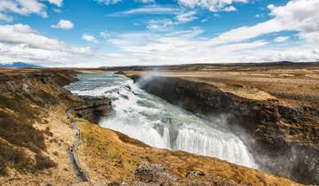 Geysers magiques (Reykjavik, Vik, Hofn), plages de sable noir de Reynisfjara, lagune du glacier de Jökulsárlón et la péninsule accidentée de Snæfellsnes. circuit