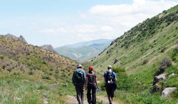 2-Day Mountain Yurt Adventure & Hiking Experience Tour Tour