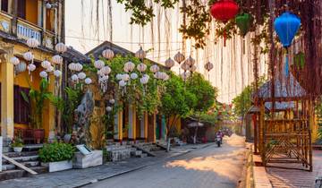 Vibin' in Vietnam: Lantern Lanes & Pagoda Paths