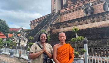 5-Day Cultural & Nature Tour in Chiang Mai: Temples, Elephants & Hill Tribe Village Tour
