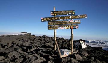 6 jours d\'ascension du Kilimandjaro par la route de Marangu circuit