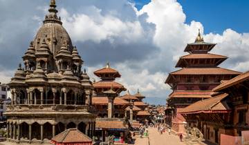 Independent India & Nepal with Dubai: The Golden Triangle, Kathmandu, and Dubai 13 Days
