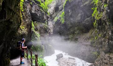 From Munich to Venise : a Journey accross the Alps