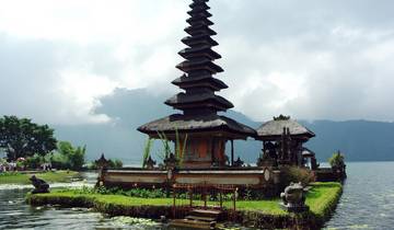 8 jours de bonheur à Bali : Là où le luxe rencontre les sensations fortes, la culture et la lumière nocturne