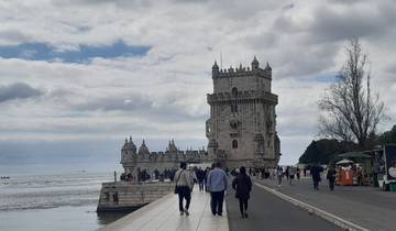 Essence of Portugal: A 4-Day Trip Through History, Wine & Coastlines Tour